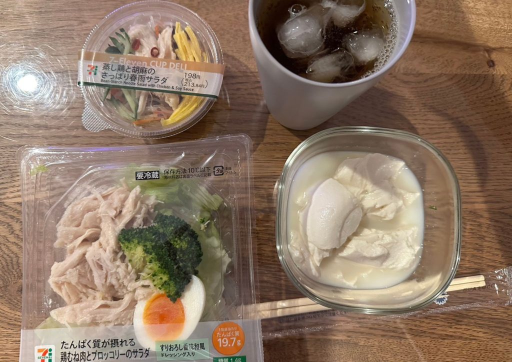 ライザップ　食事メニュー　自炊、外食、コンビニ
